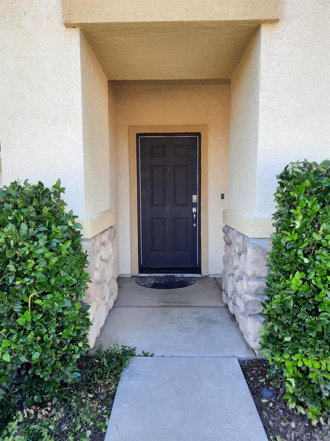 317 Daisy Ct, Merced, CA 95341