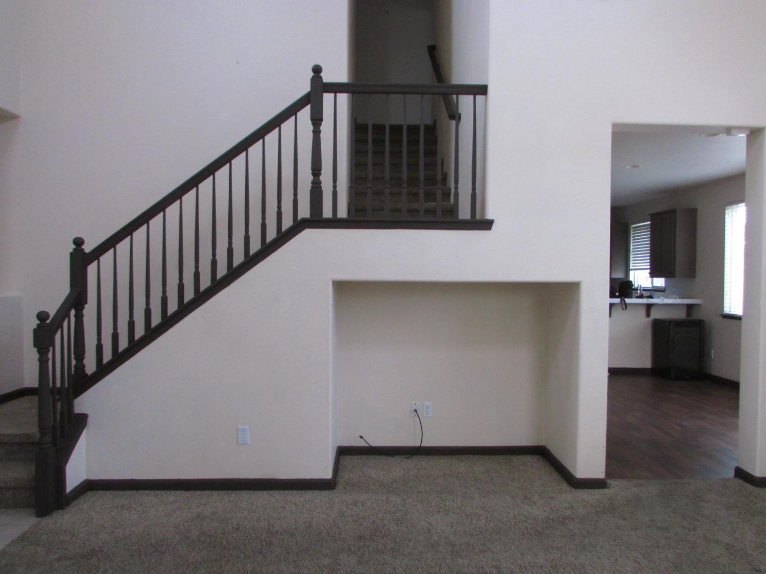 317 Daisy Ct, Merced, CA 95341