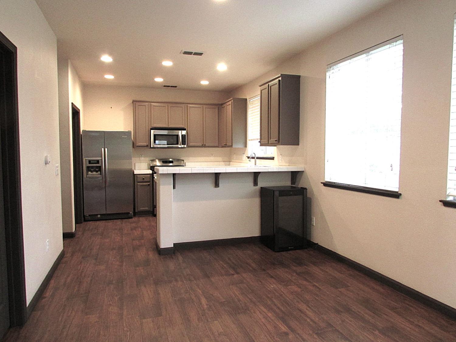 317 Daisy Ct, Merced, CA 95341