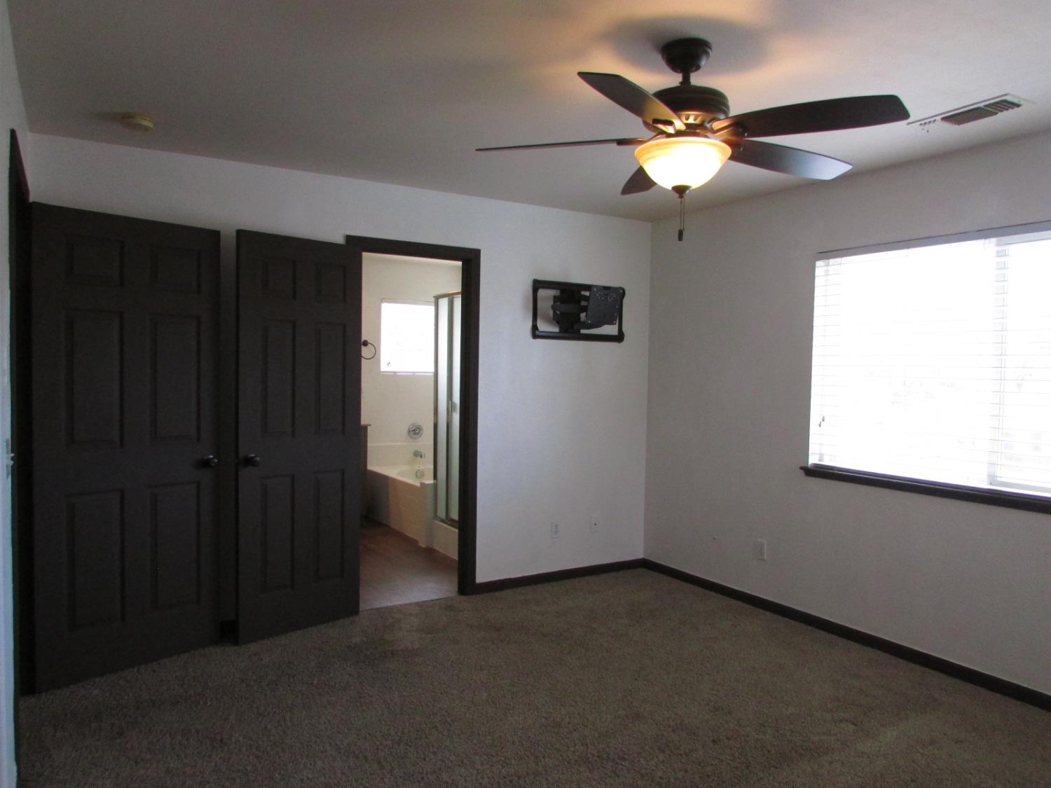 317 Daisy Ct, Merced, CA 95341