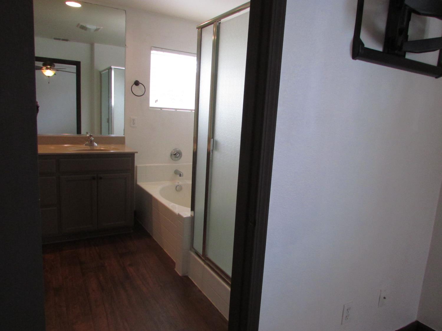 317 Daisy Ct, Merced, CA 95341