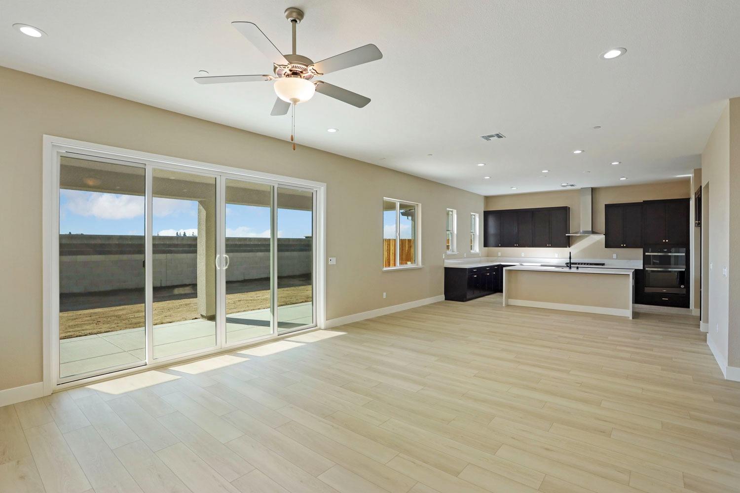 534 Vinal Dr, Manteca, CA 95337