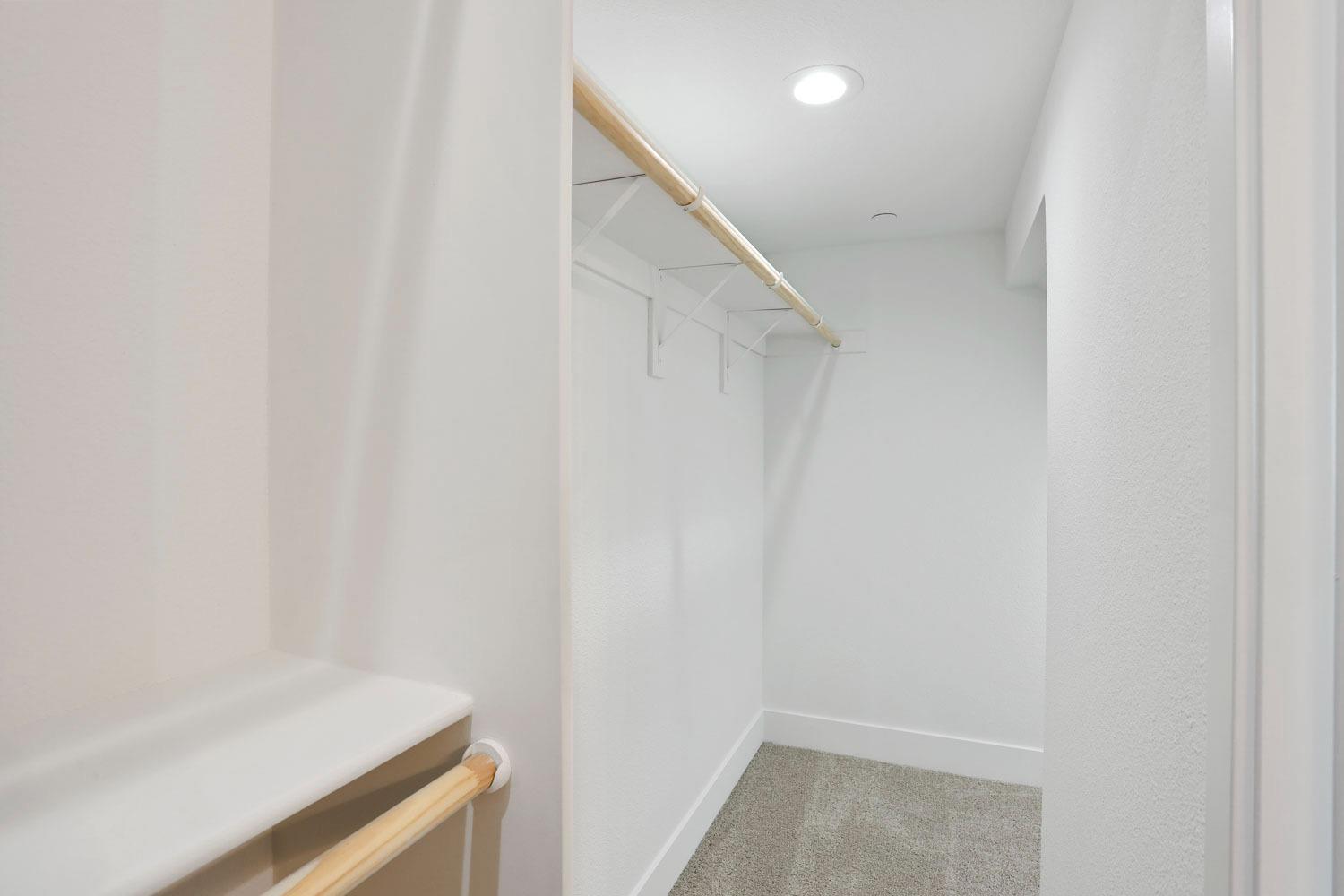 534 Vinal Dr, Manteca, CA 95337