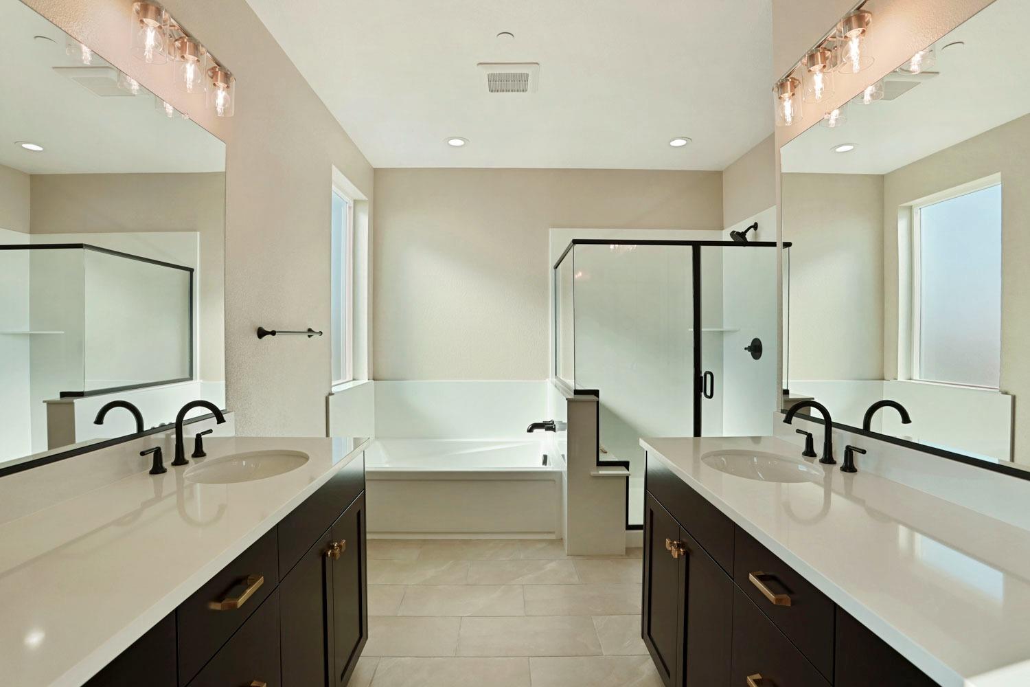 534 Vinal Dr, Manteca, CA 95337