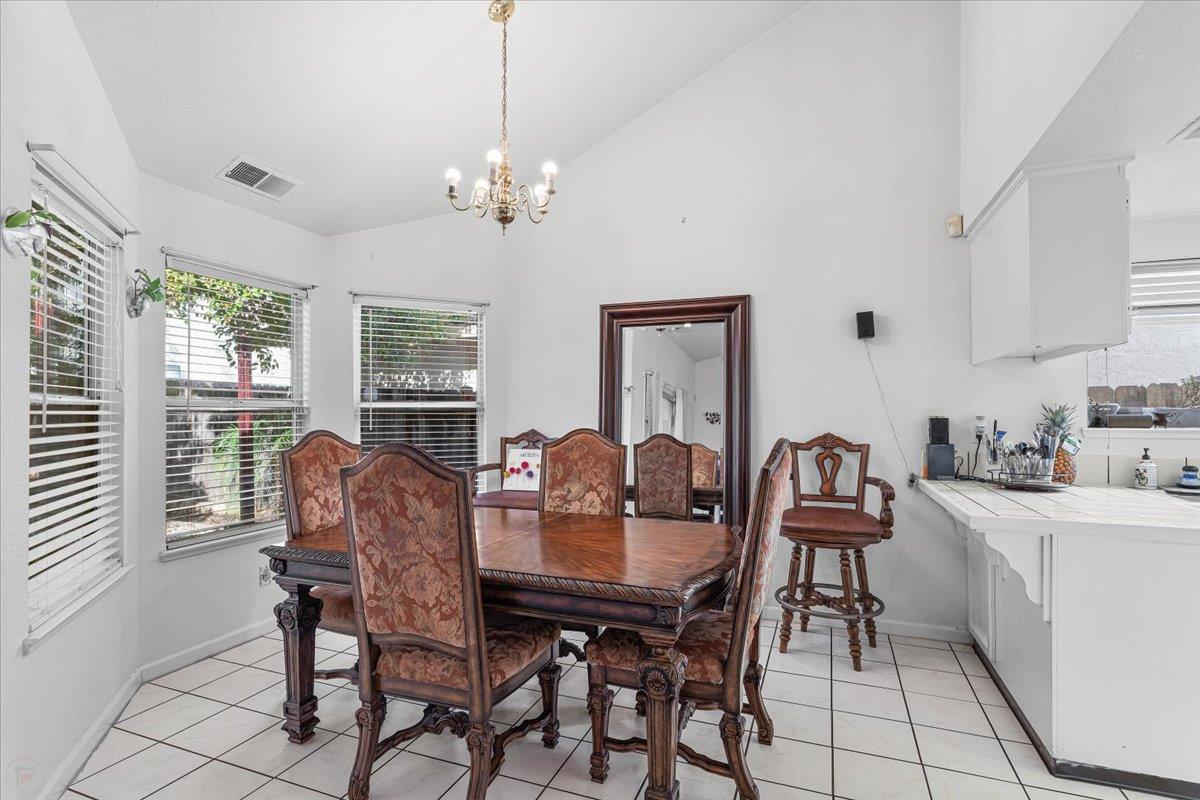 417 Mid Pines Way, Modesto, CA 95354