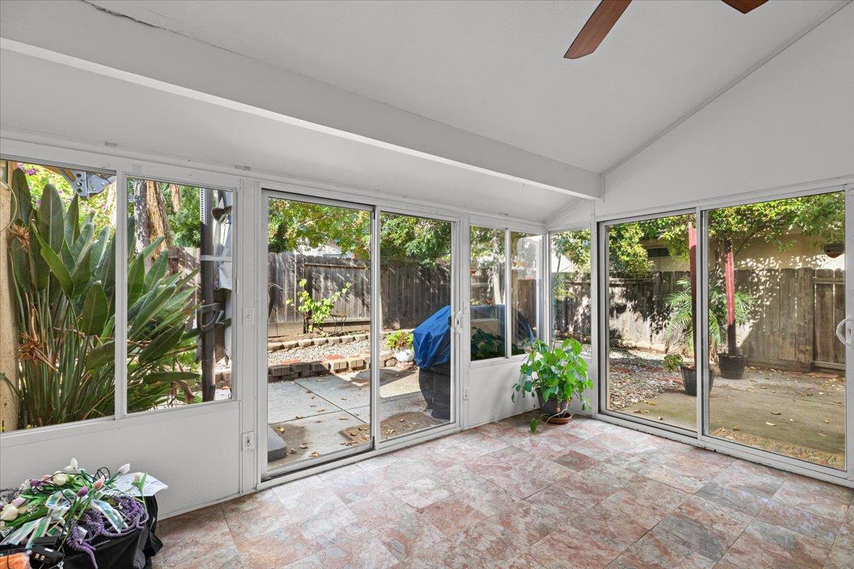 417 Mid Pines Way, Modesto, CA 95354