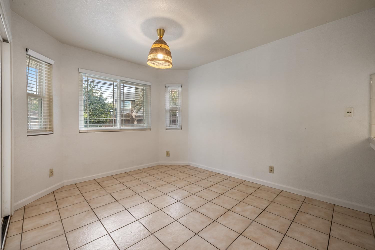 1940 N Berkeley Ave, Turlock, CA 95382