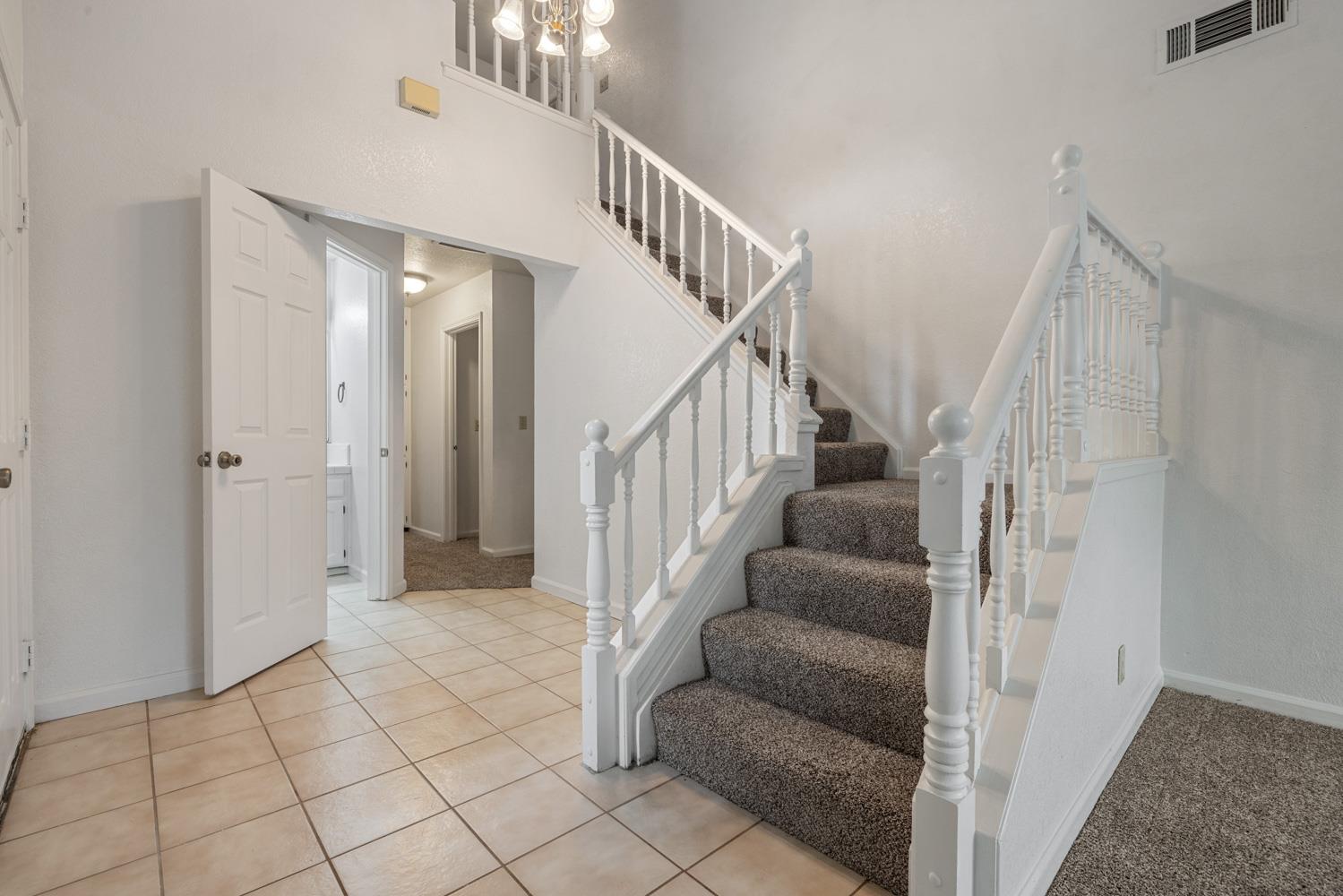 1940 N Berkeley Ave, Turlock, CA 95382