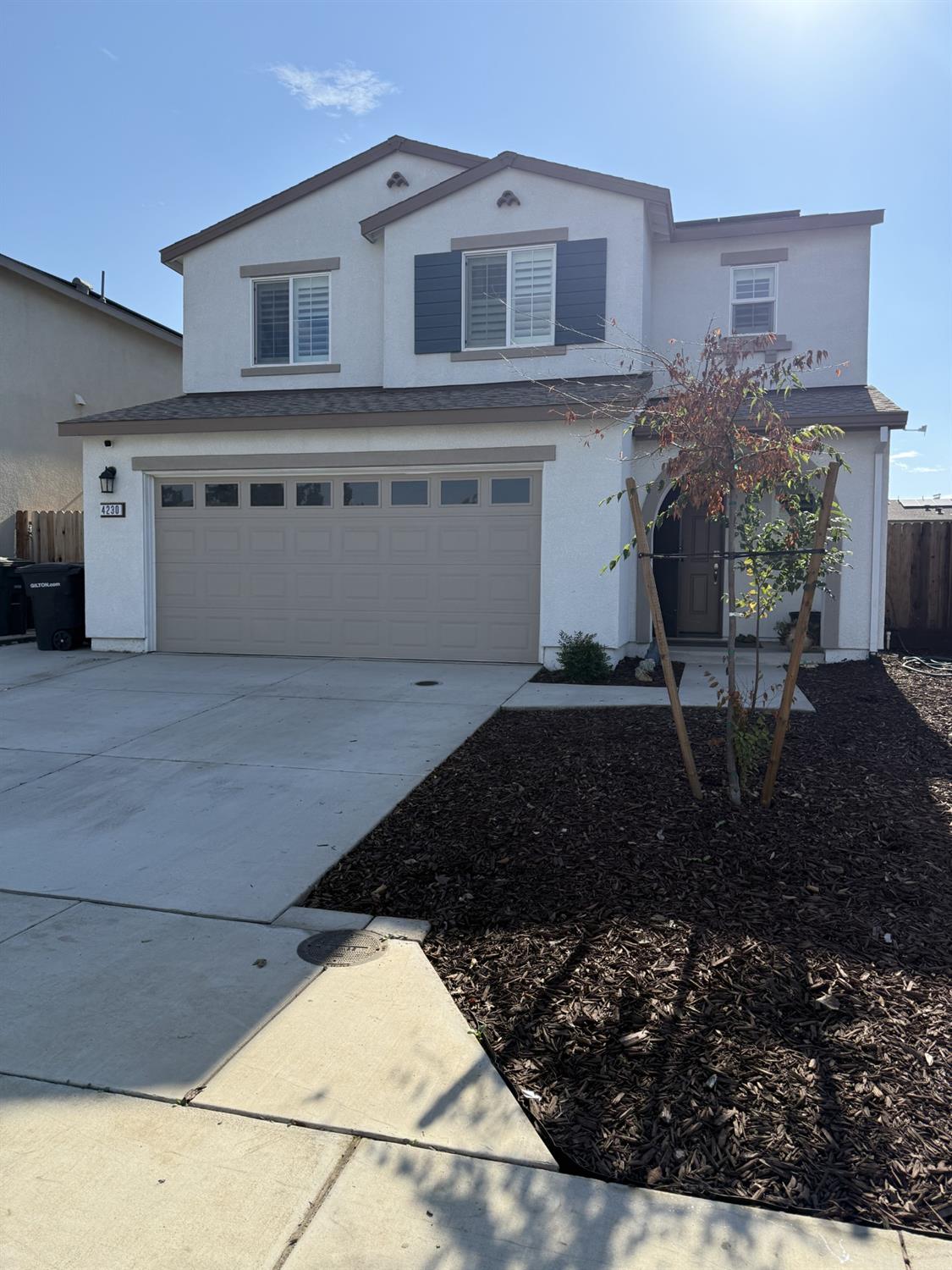 4230 Sierra St, Riverbank, CA 95367