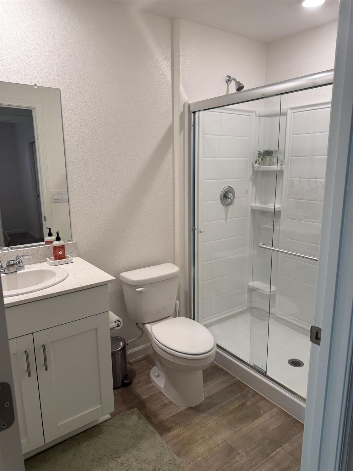 4230 Sierra St, Riverbank, CA 95367