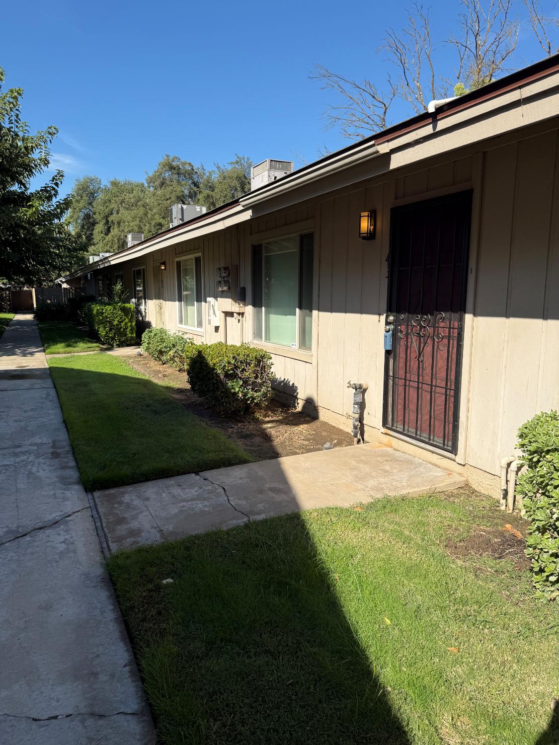 617 W Granger Ave #43, Modesto, CA 95350