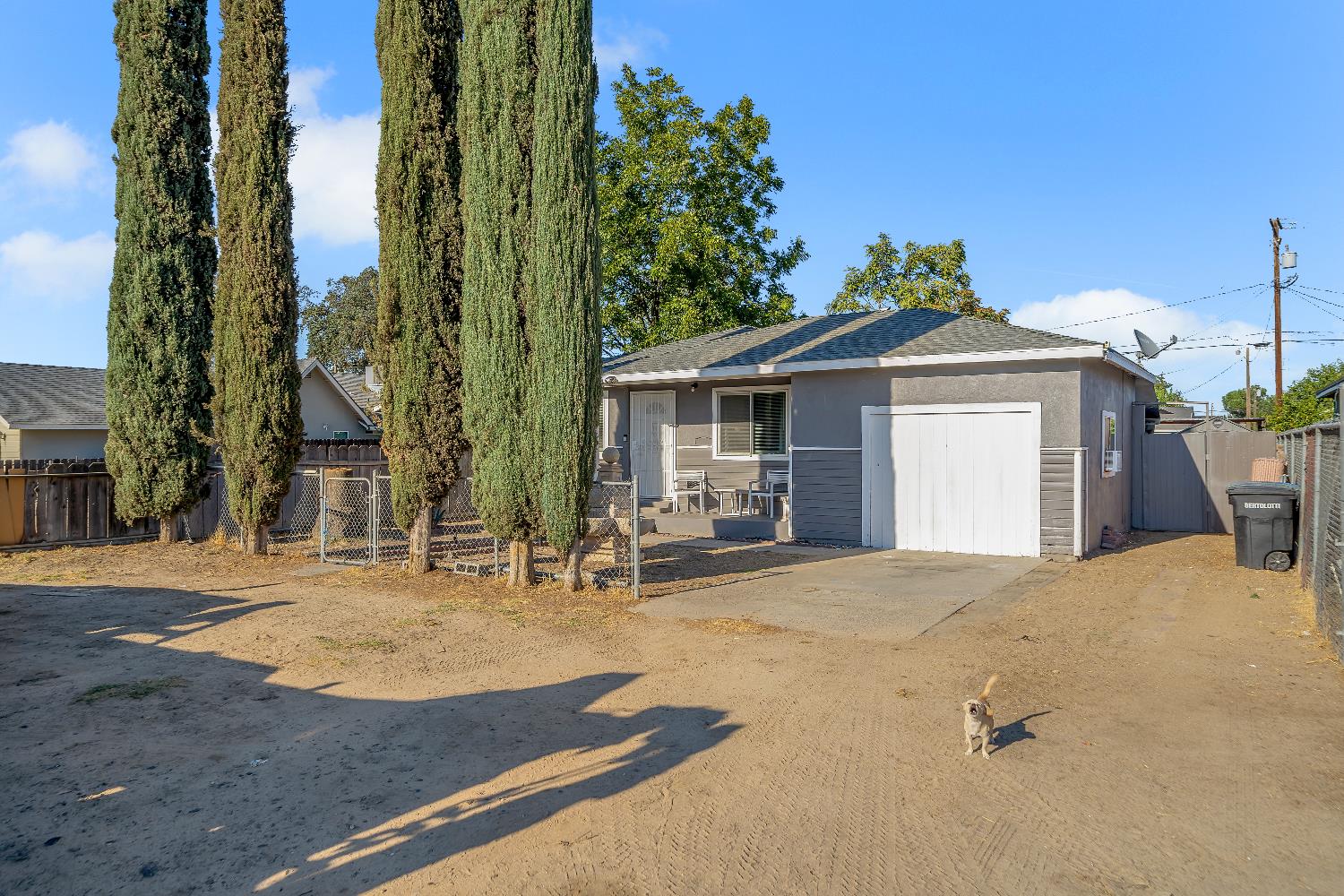 5558 8th St, Keyes, CA 95328