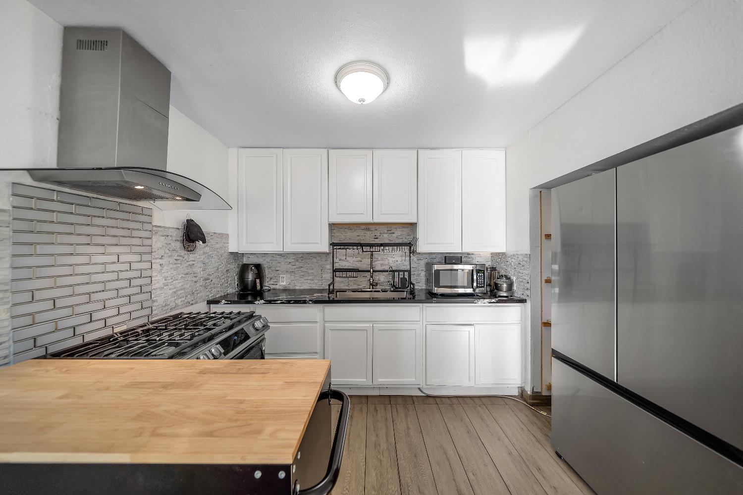 5558 8th St, Keyes, CA 95328