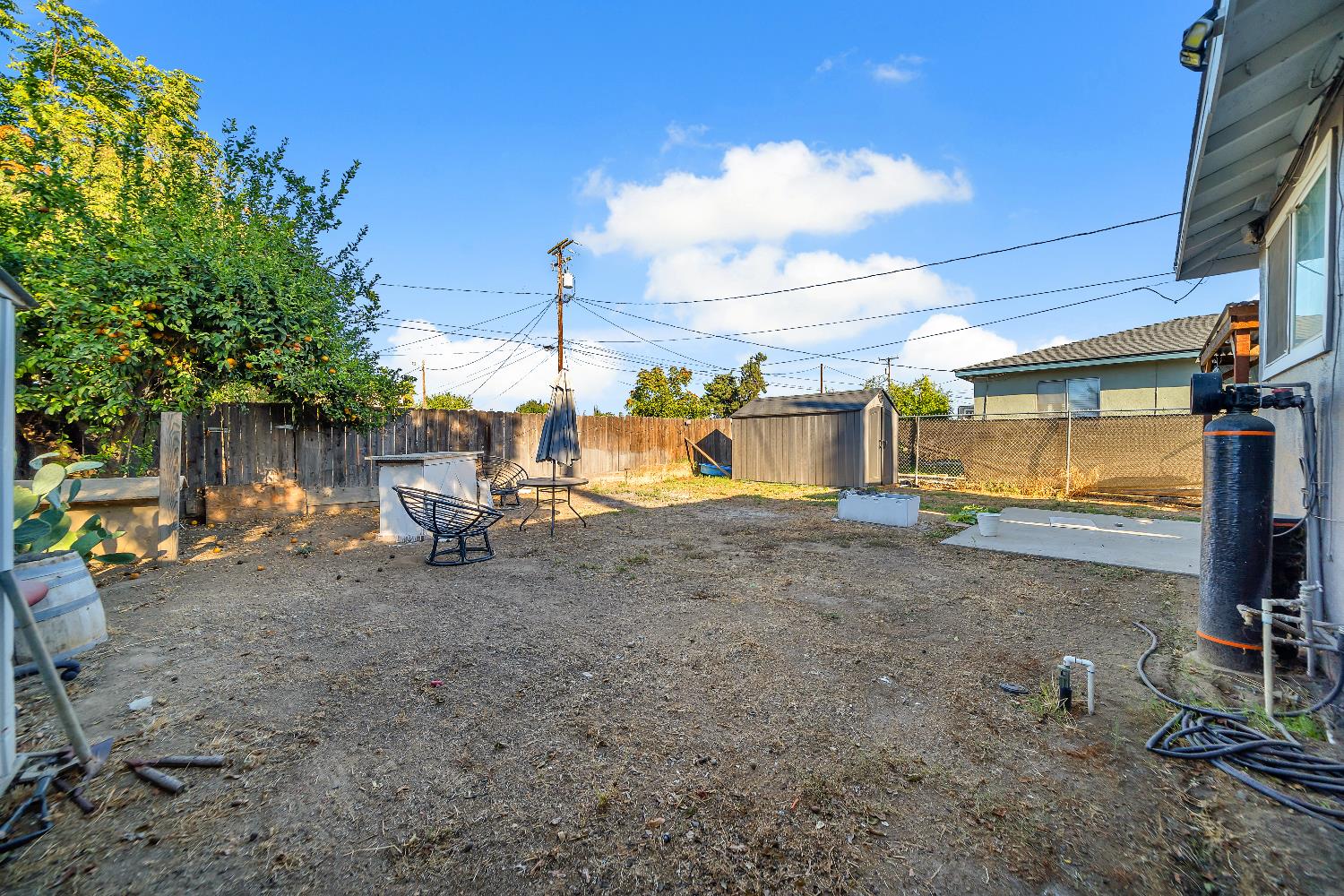5558 8th St, Keyes, CA 95328