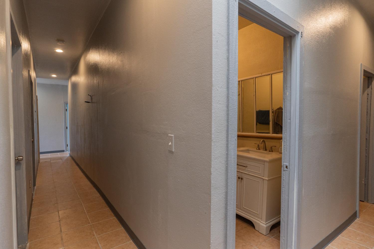 3882 Washington Ave, Le Grand, CA 95333