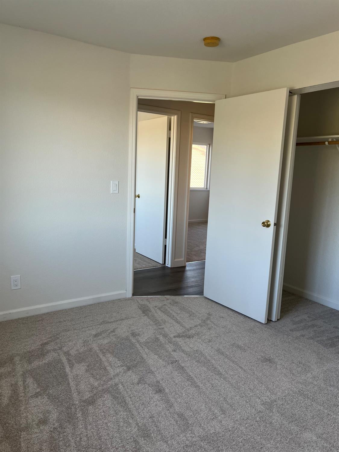 1460 Portsmouth Ln, Gustine, CA 95322