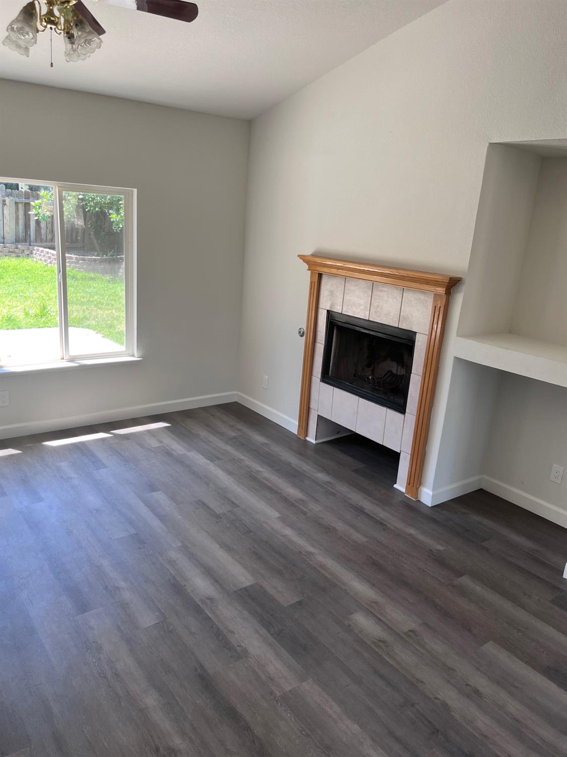 1460 Portsmouth Ln, Gustine, CA 95322