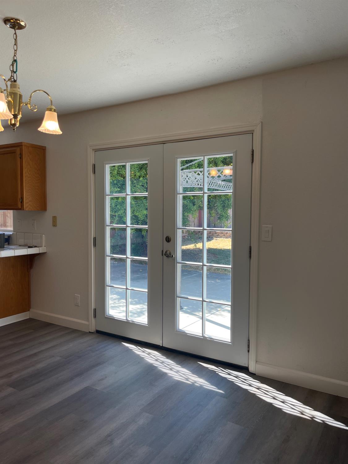 1460 Portsmouth Ln, Gustine, CA 95322