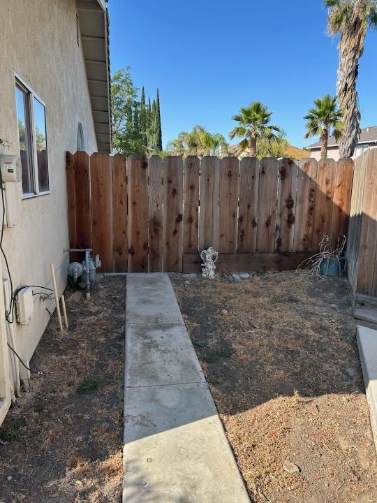 1007 Acaciawood Ct, Los Banos, CA 93635