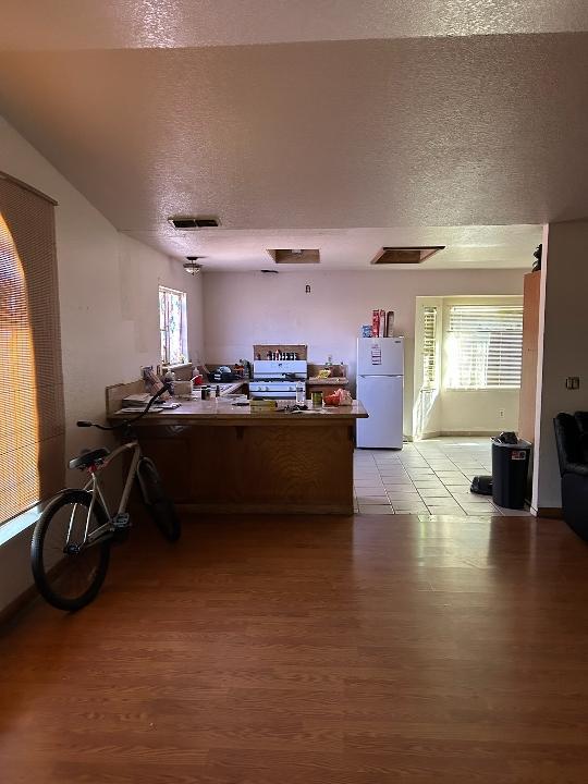 1007 Acaciawood Ct, Los Banos, CA 93635