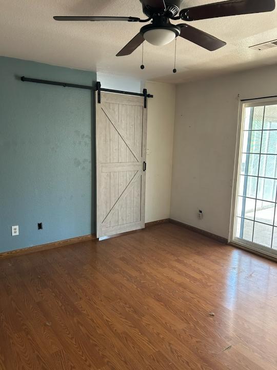 1007 Acaciawood Ct, Los Banos, CA 93635