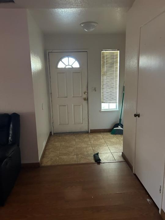 1007 Acaciawood Ct, Los Banos, CA 93635