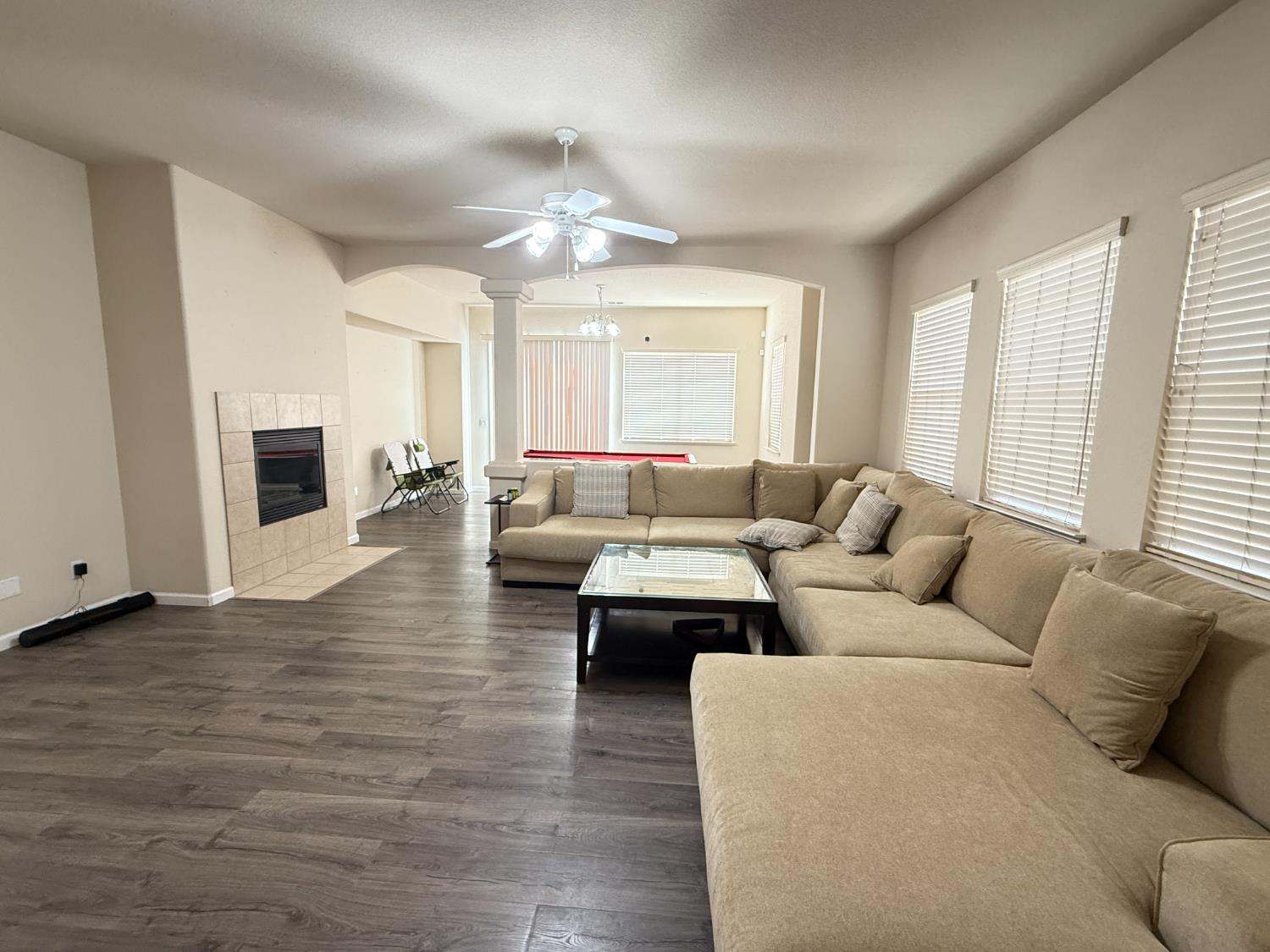 390 Munter St, Manteca, CA 95337