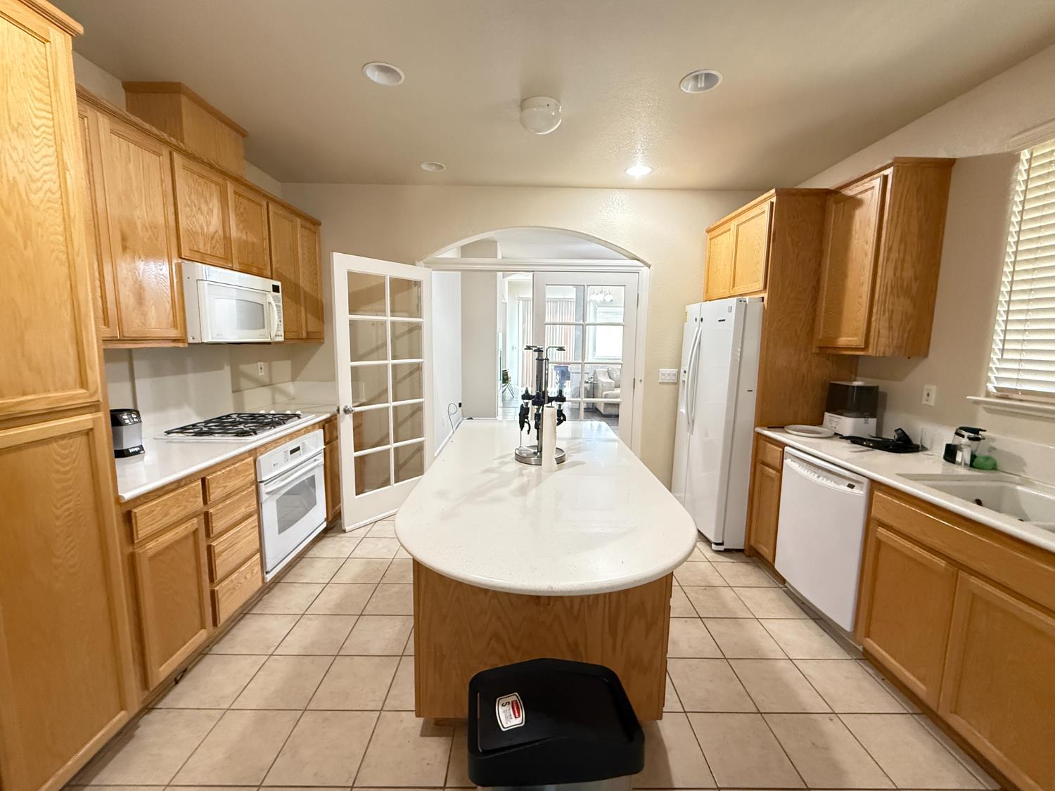 390 Munter St, Manteca, CA 95337