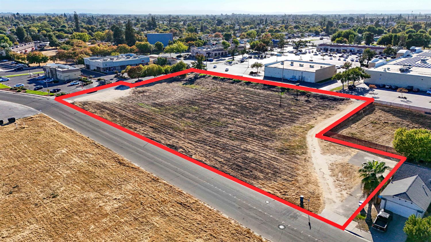 0 Redwood, Atwater, CA 95301