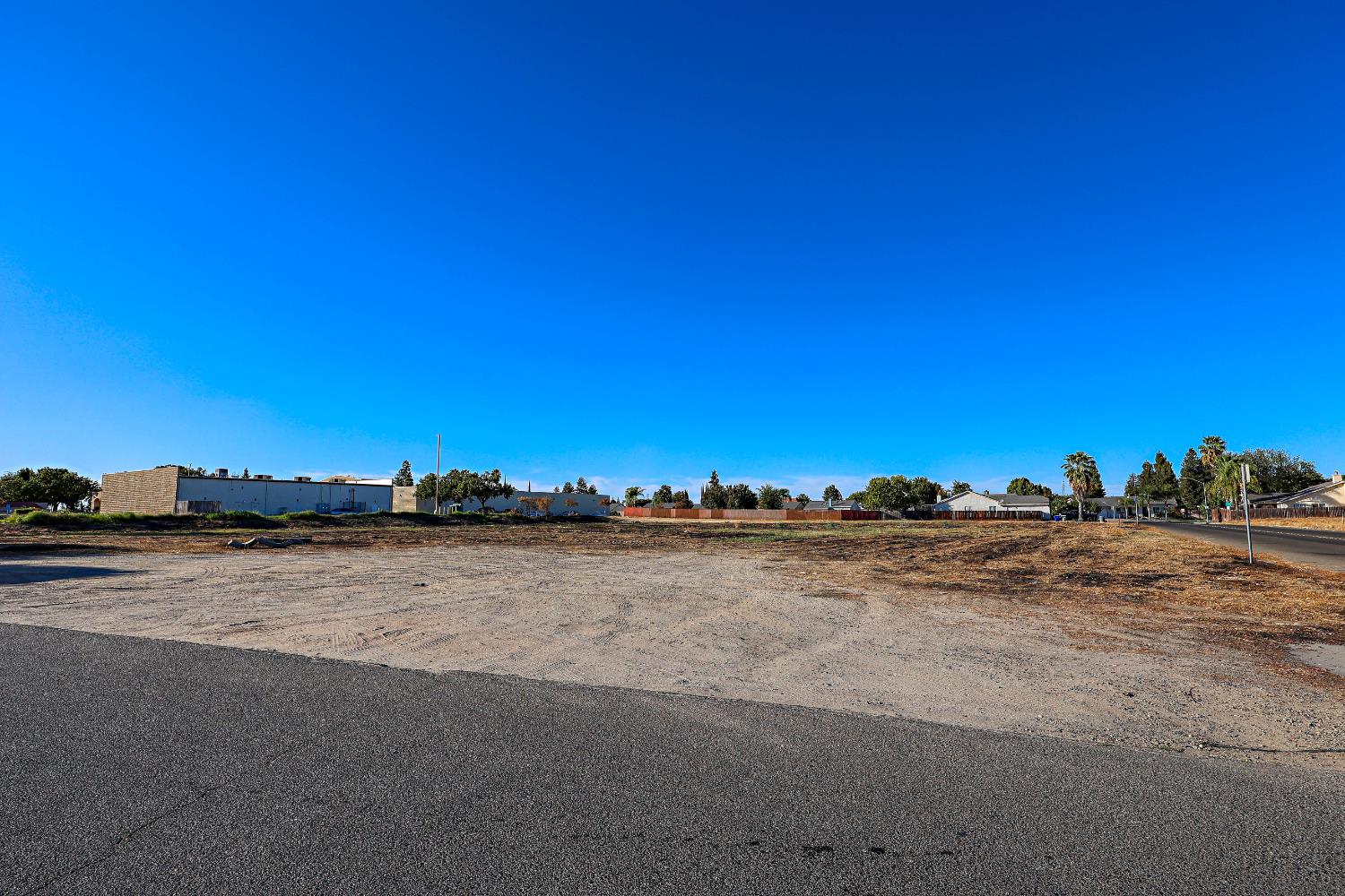 0 Redwood, Atwater, CA 95301