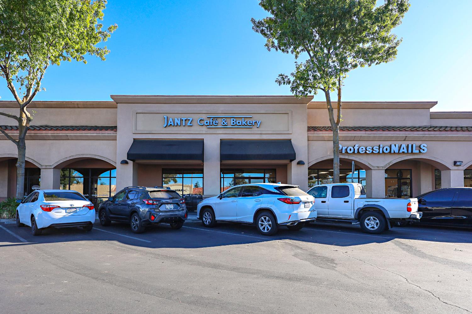 0 Redwood, Atwater, CA 95301