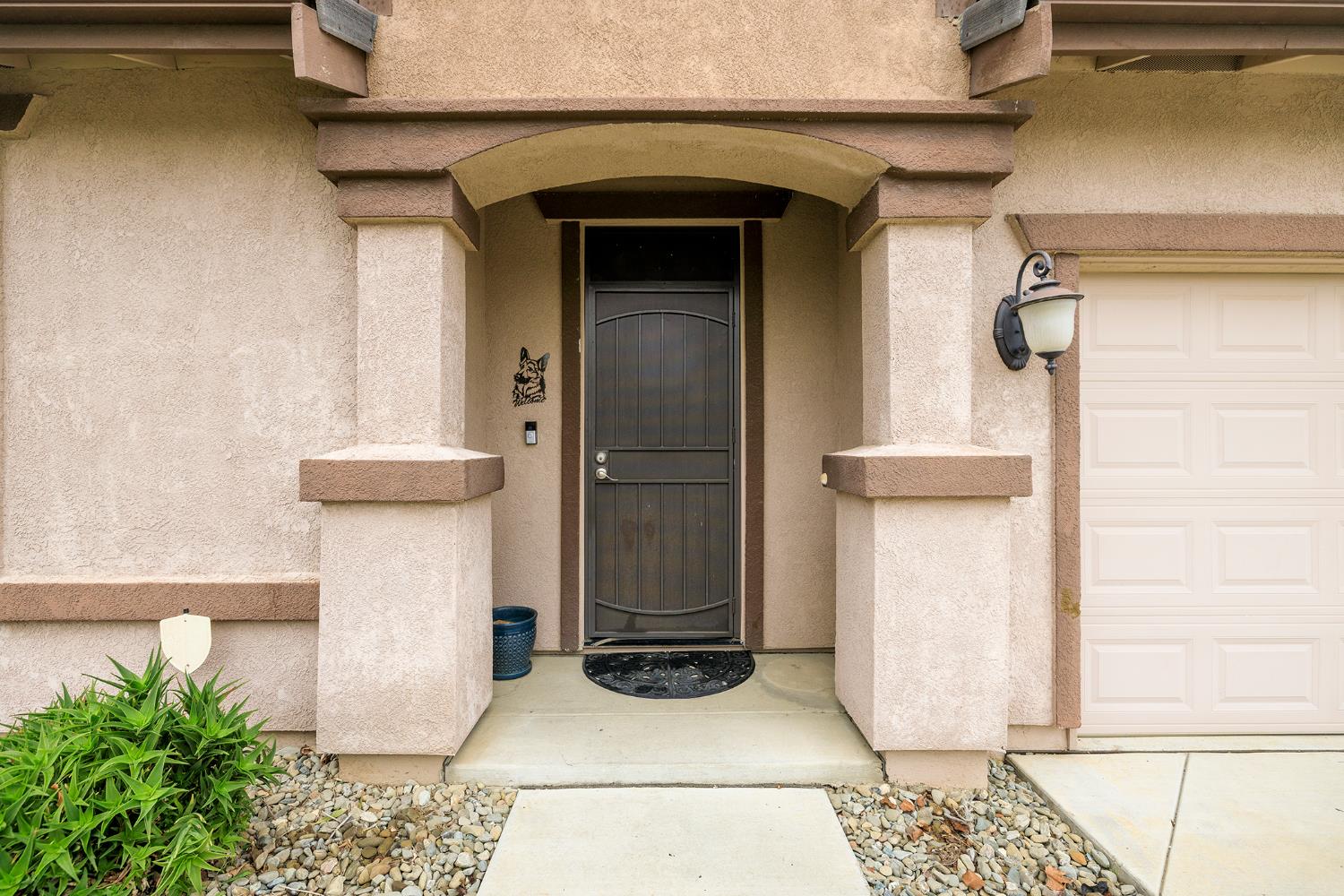 407 Northampton Way, Newman, CA 95360