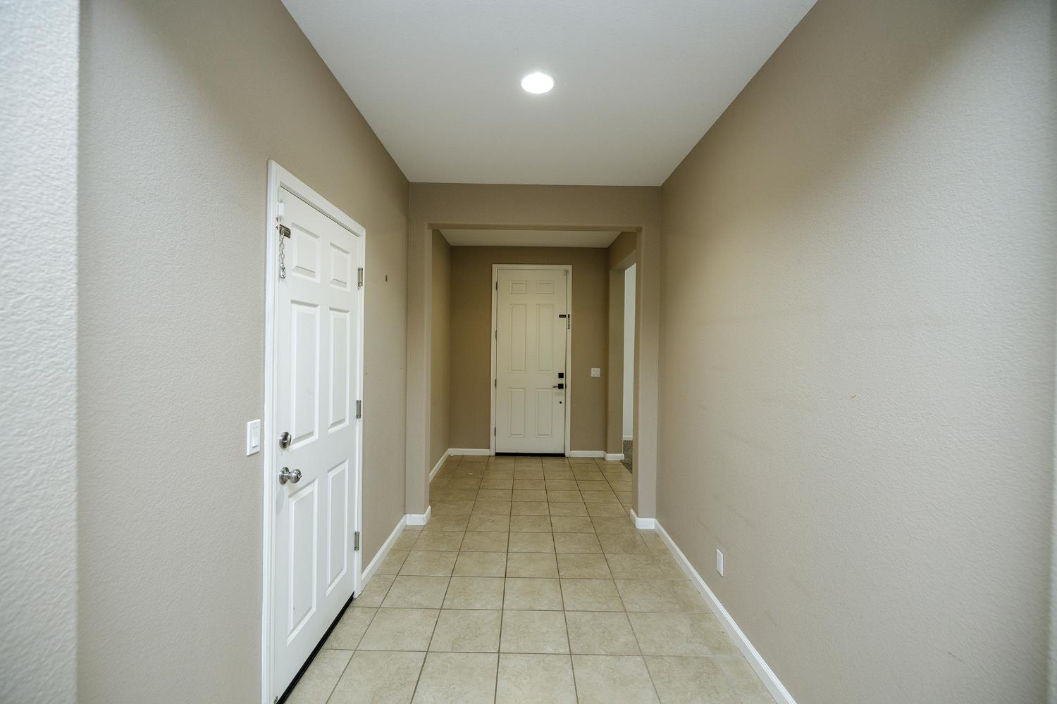 407 Northampton Way, Newman, CA 95360