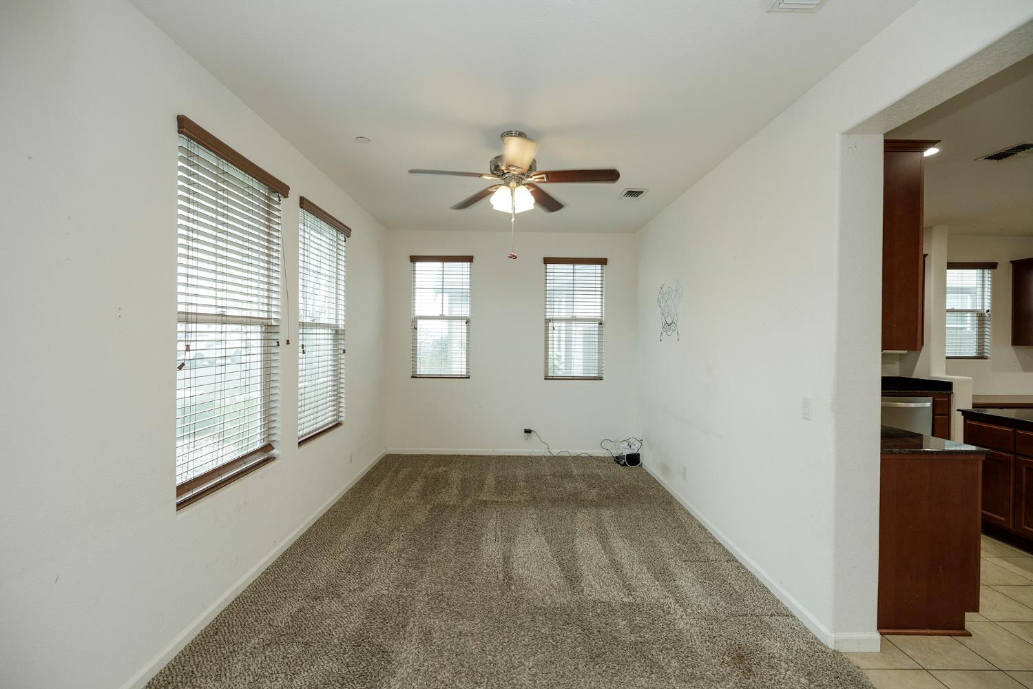 407 Northampton Way, Newman, CA 95360