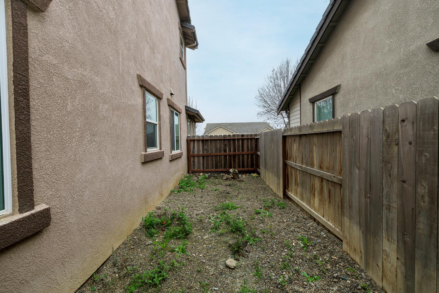 407 Northampton Way, Newman, CA 95360