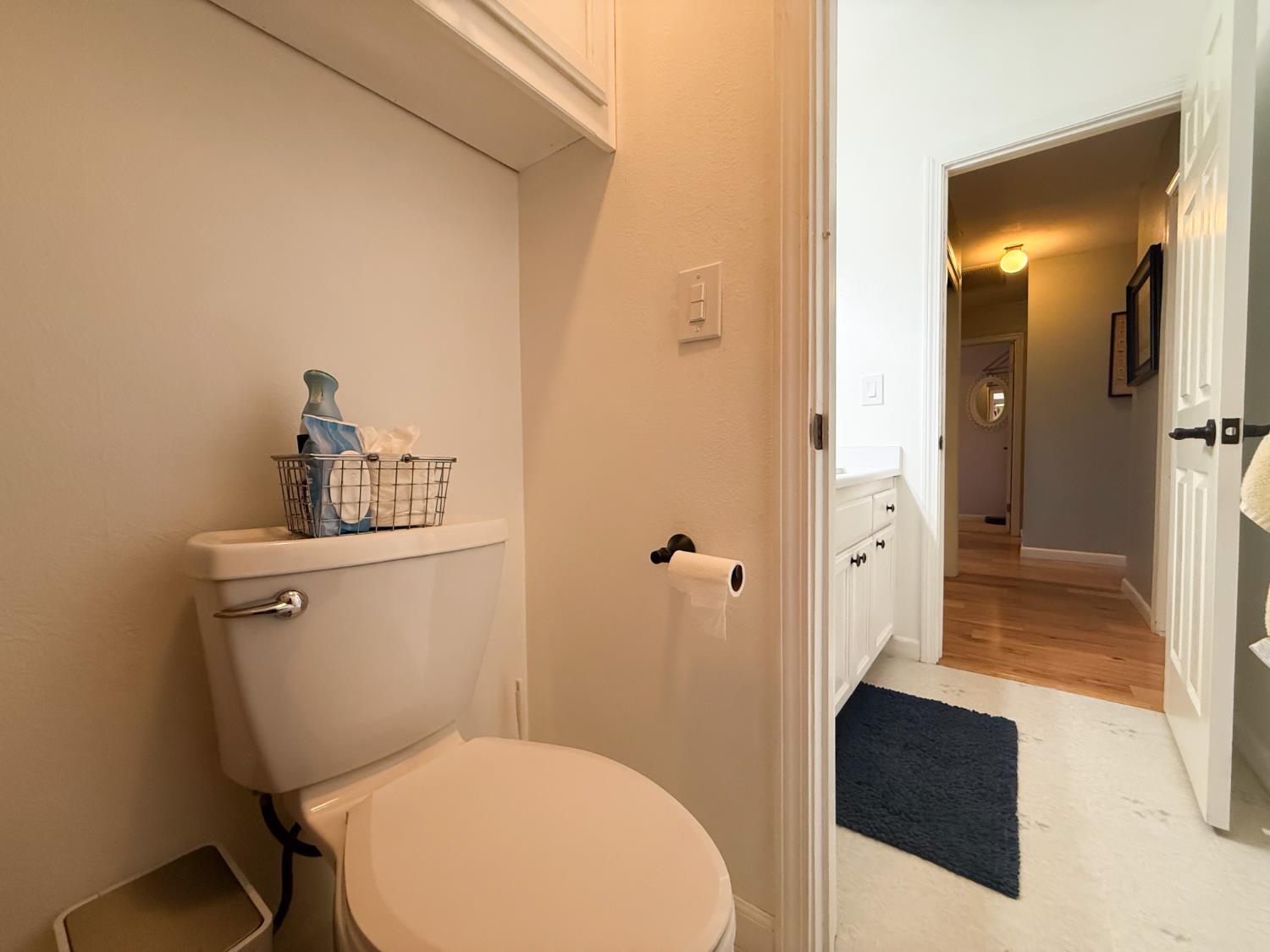 3913 Peacock Ln, Modesto, CA 95356