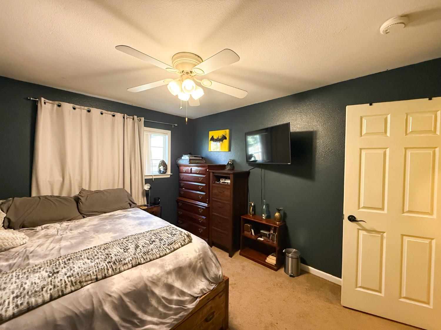 3913 Peacock Ln, Modesto, CA 95356