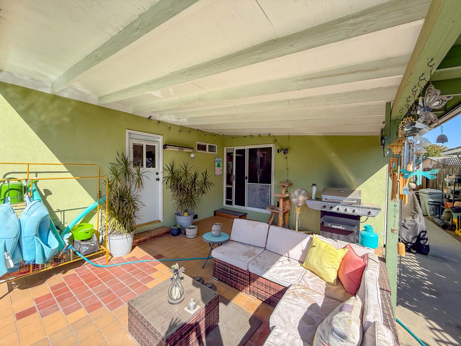 3913 Peacock Ln, Modesto, CA 95356