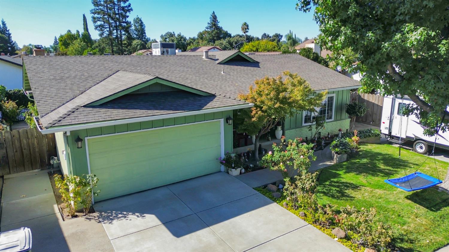 3913 Peacock Ln, Modesto, CA 95356