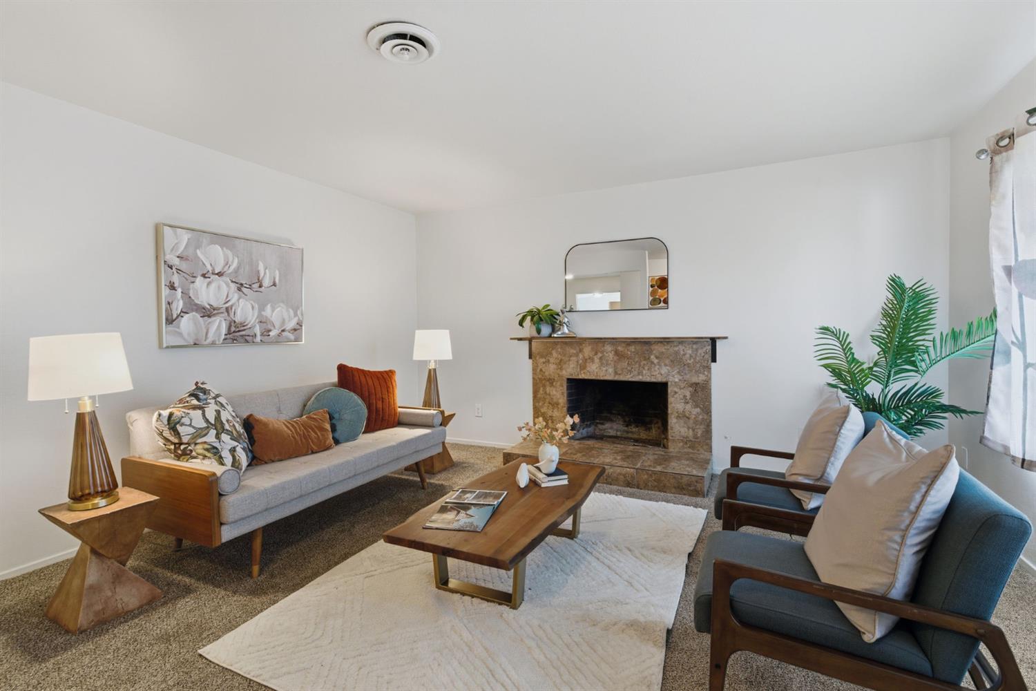 1660 Kingwood Ave, Manteca, CA 95336