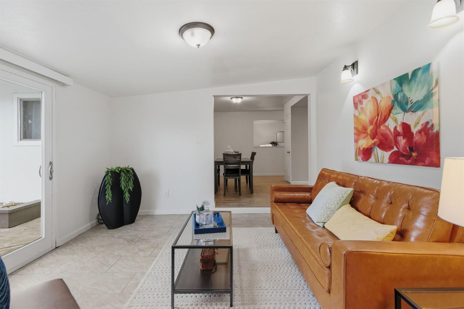 1660 Kingwood Ave, Manteca, CA 95336