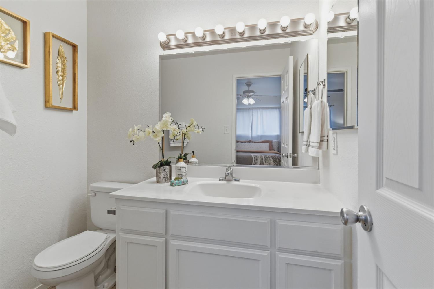 1660 Kingwood Ave, Manteca, CA 95336