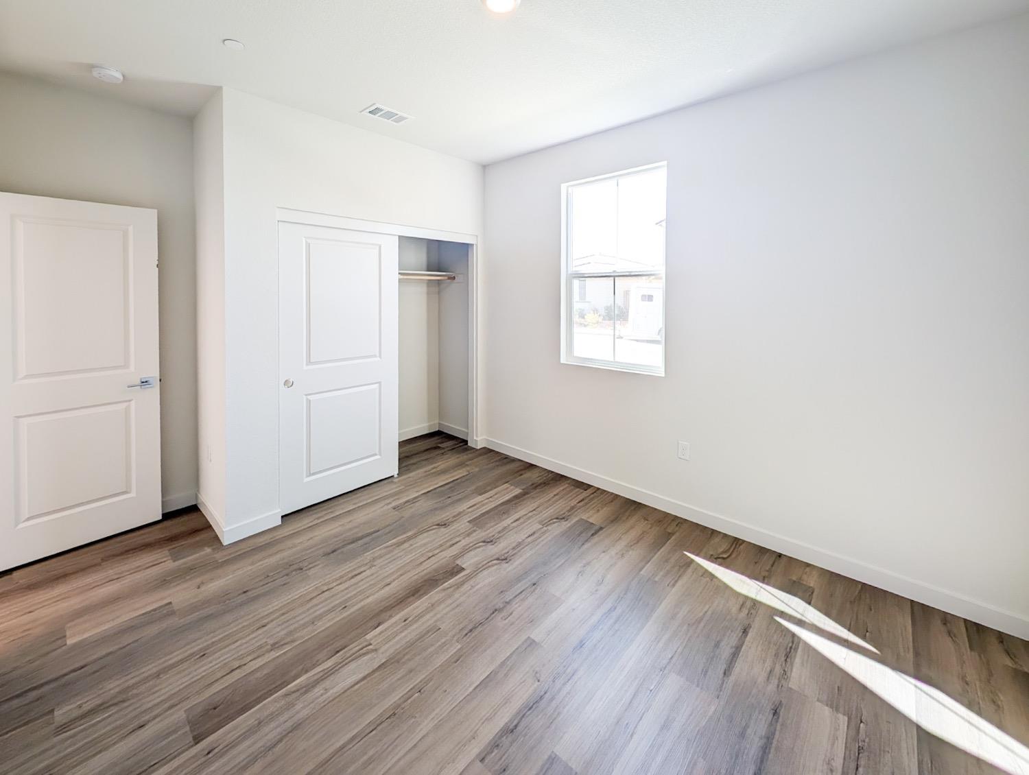 2129 Stagecoach Rd, Patterson, CA 95363