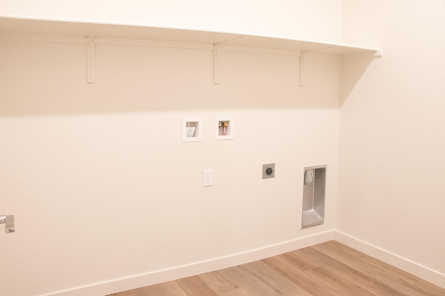 2129 Stagecoach Rd, Patterson, CA 95363