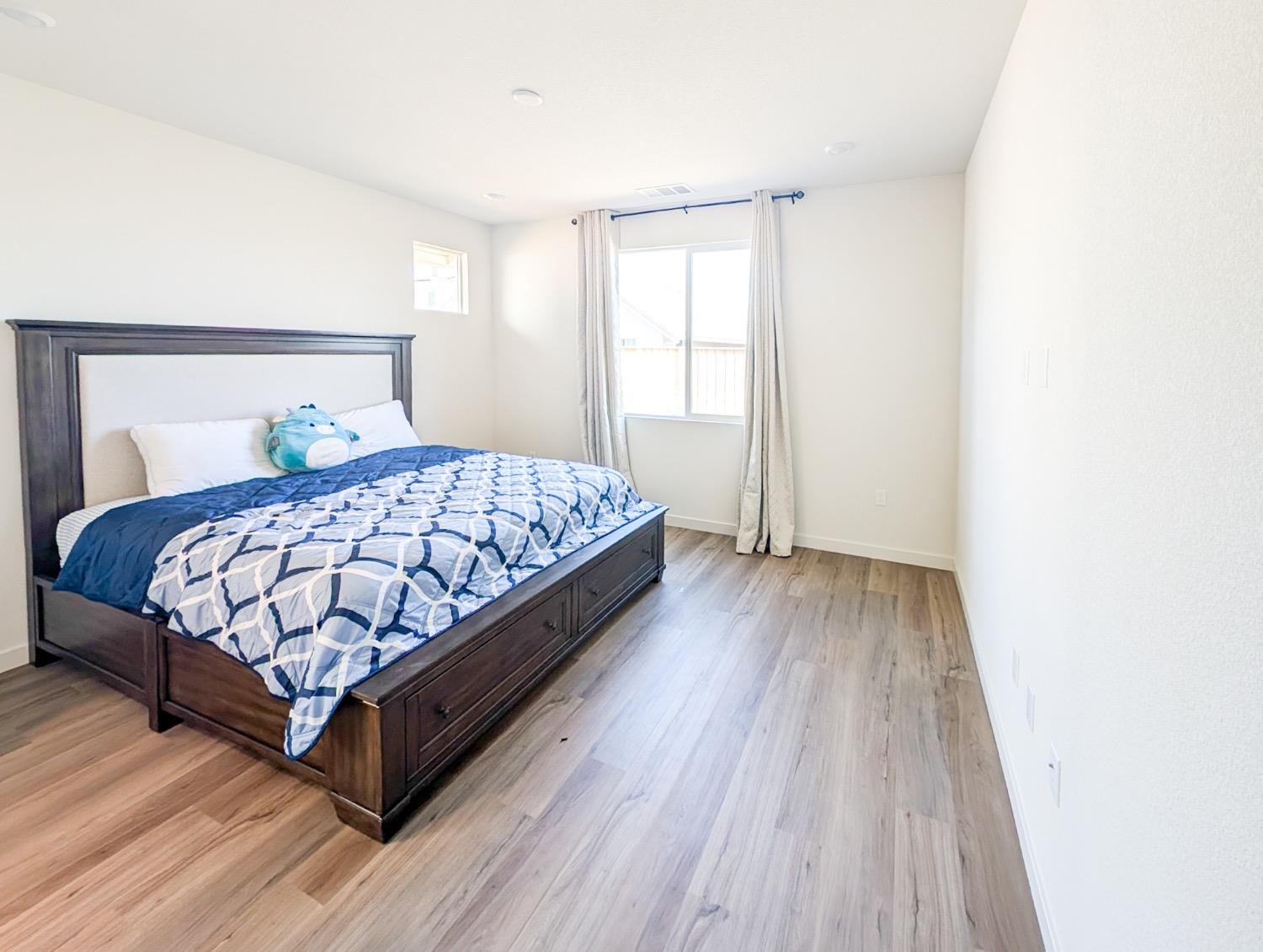 2129 Stagecoach Rd, Patterson, CA 95363