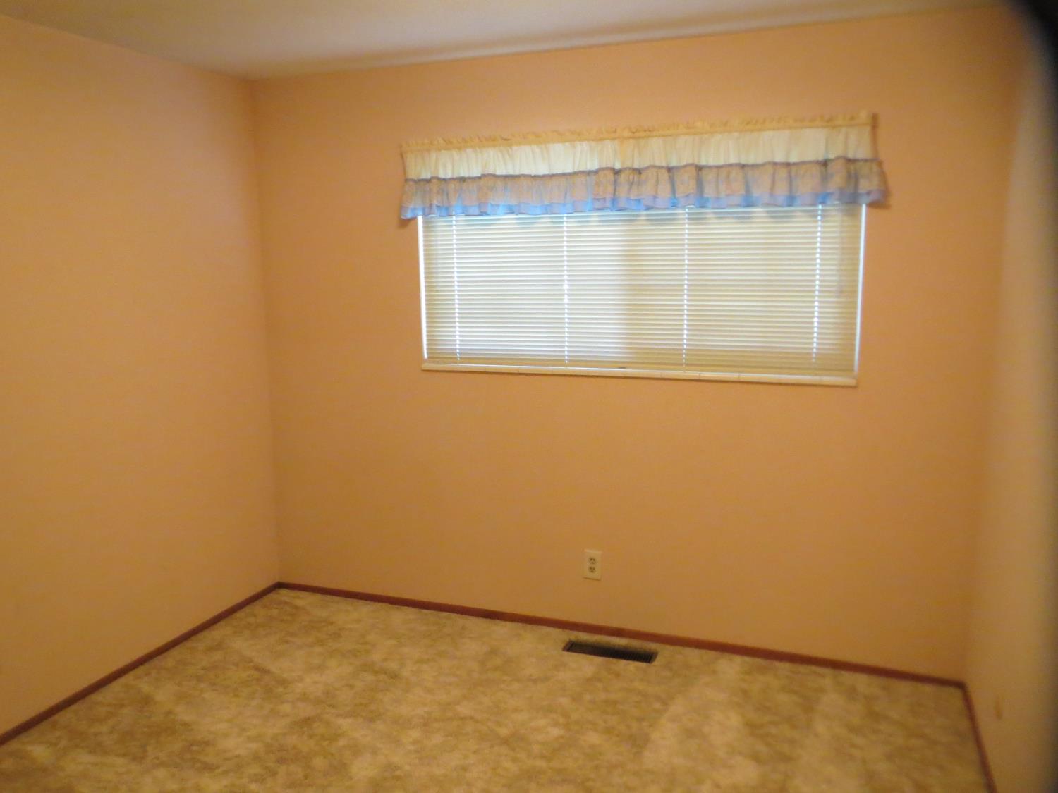 280 Drexel Ave, Turlock, CA 95382