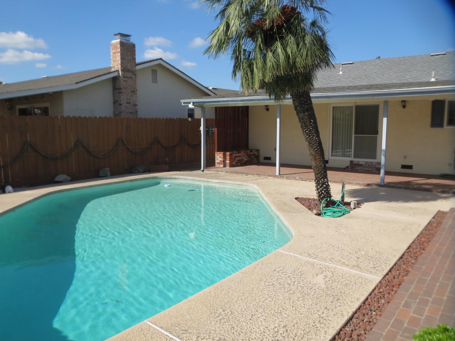 280 Drexel Ave, Turlock, CA 95382