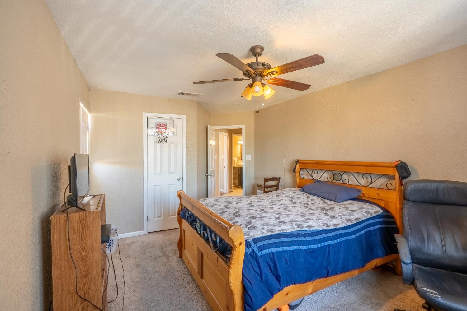 3600 Spruce Ave, Ceres, CA 95307