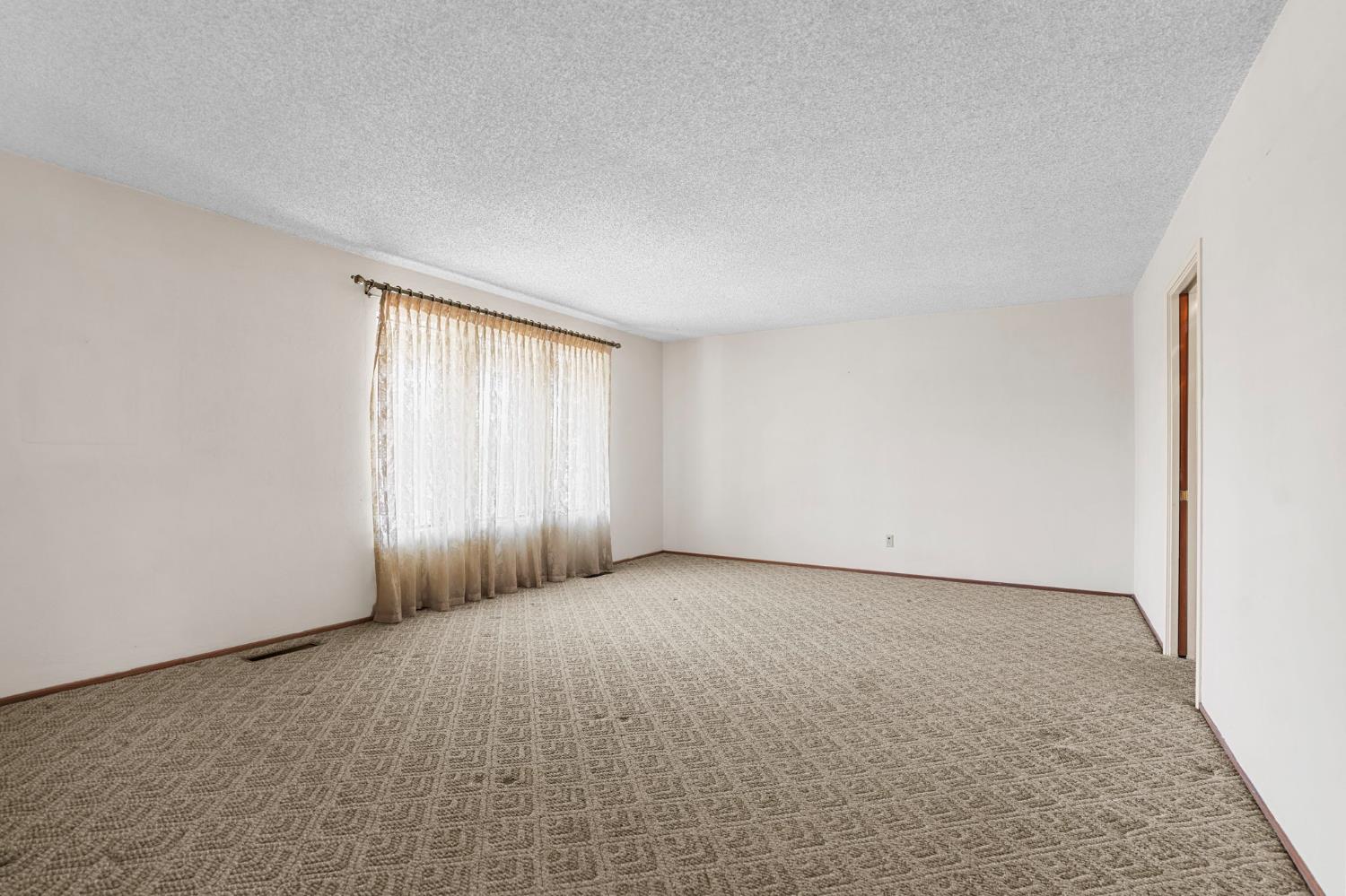 3325 W Barnhart Rd, Turlock, CA 95382