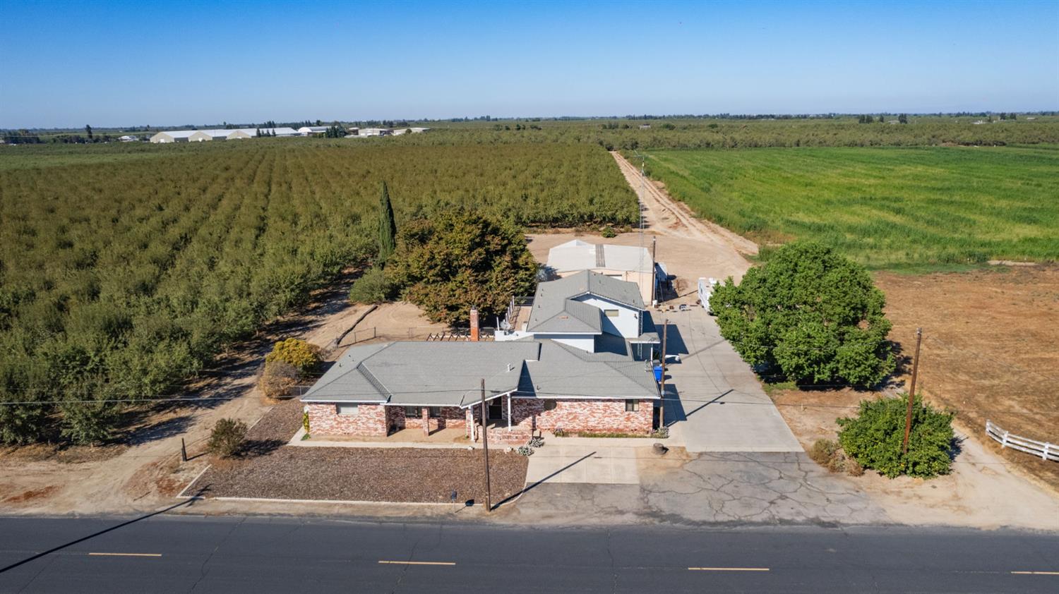 3325 W Barnhart Rd, Turlock, CA 95382